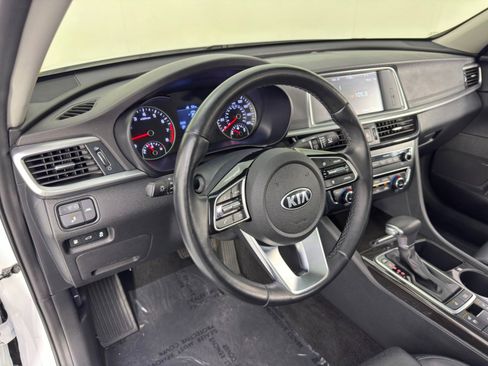 Used 2019 Kia Optima EX w/ EX Premium Package image 13