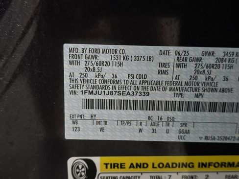 Certified 2025 Ford Expedition Active AWD/4WD image 10