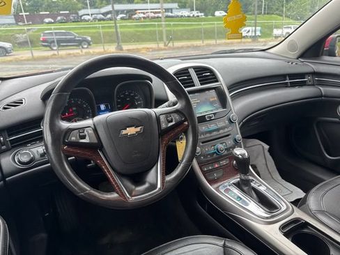 Used 2013 Chevrolet Malibu LTZ FWD image 12