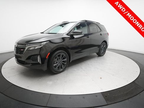 Used 2023 Chevrolet Equinox RS image 1