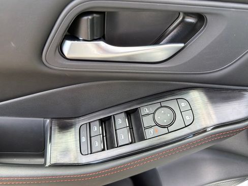 New 2026 Nissan Rogue SV AWD/4WD image 18