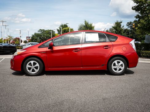 Used 2012 Toyota Prius Two FWD image 7