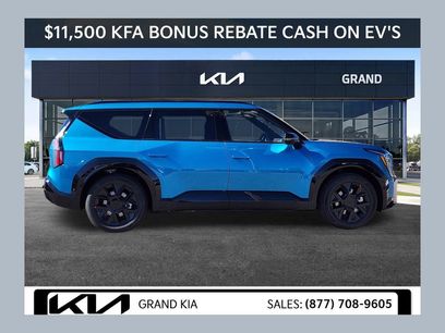New 2026 Kia EV9 Land