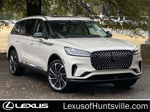 Used 2025 Lincoln Aviator Reserve w/ Equipment Group 201A image 1