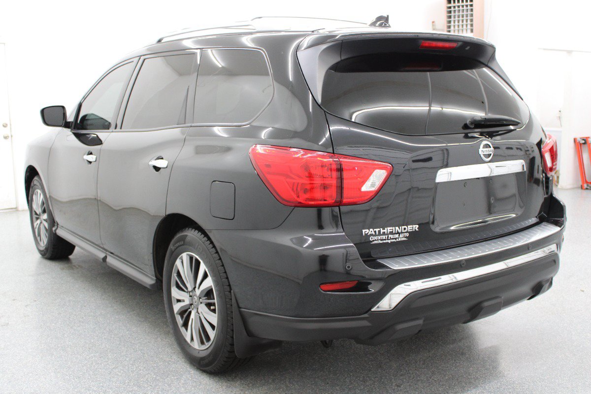 Used 2020 Nissan Pathfinder S FWD image 6
