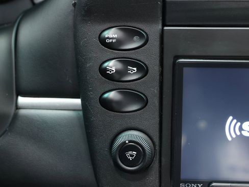 Used 2005 Porsche 911 Turbo image 31