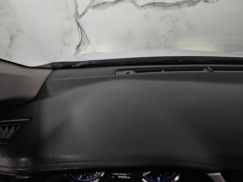 Used 2019 Toyota Corolla SE FWD image 34
