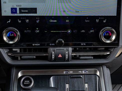 Used 2024 Lexus GX 550 AWD/4WD image 27