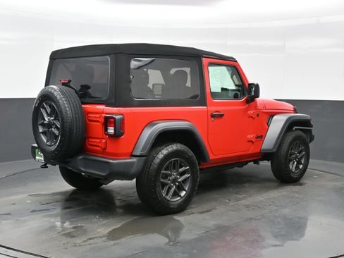 Used 2024 Jeep Wrangler Sport S image 6