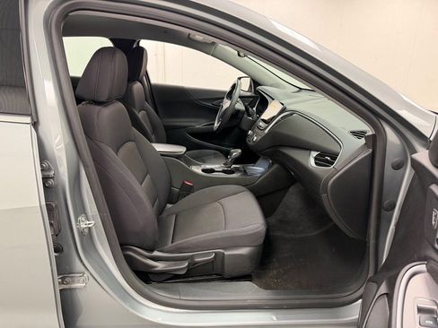 Used 2023 Chevrolet Malibu LT image 8