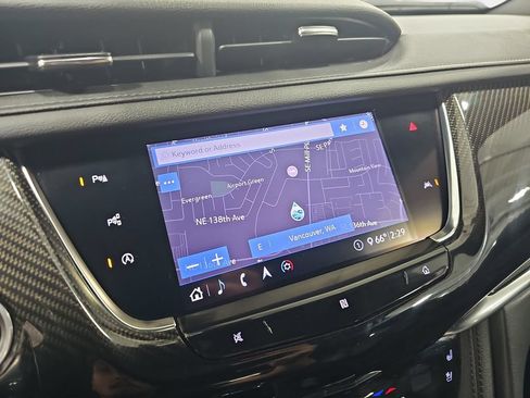 Used 2020 Cadillac XT6 Sport AWD/4WD image 24
