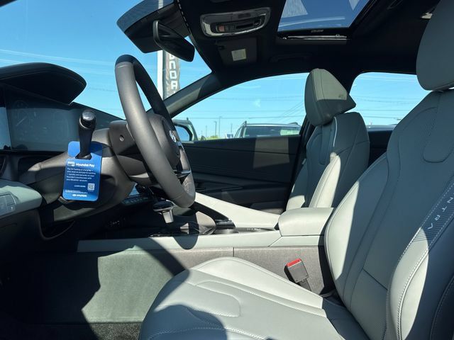 New 2026 Hyundai Elantra Limited FWD image 11