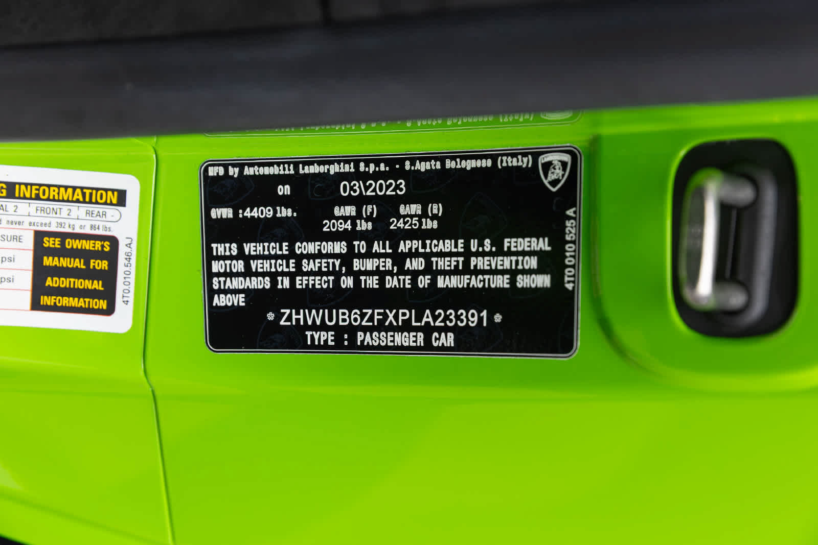 Used 2023 Lamborghini Huracan Tecnica RWD image 18