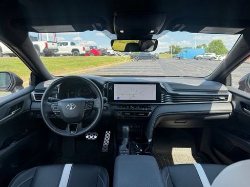 Used 2025 Toyota Camry SE w/ Multimedia Upgrade Package AWD/4WD image 16