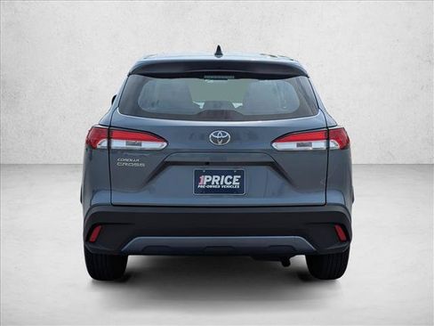 Used 2024 Toyota Corolla Cross L FWD image 6