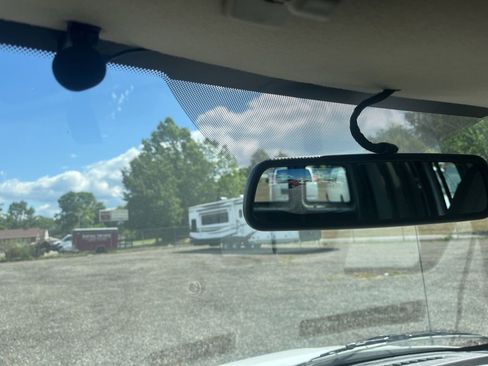 New 2025 Chevrolet Express 3500 Work Van w/ Driver Convenience Package image 23