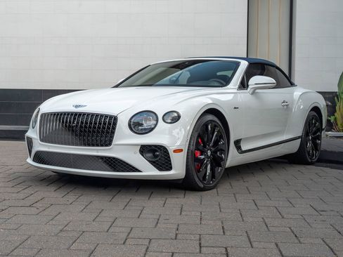 Used 2024 Bentley Continental GT Azure AWD/4WD image 27