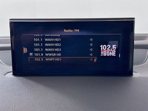 Used 2017 Audi Q7 3.0T Premium Plus image 18