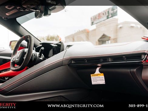 Used 2023 Chevrolet Corvette Stingray Preferred Conv w/ Z51 Performance Package RWD image 46
