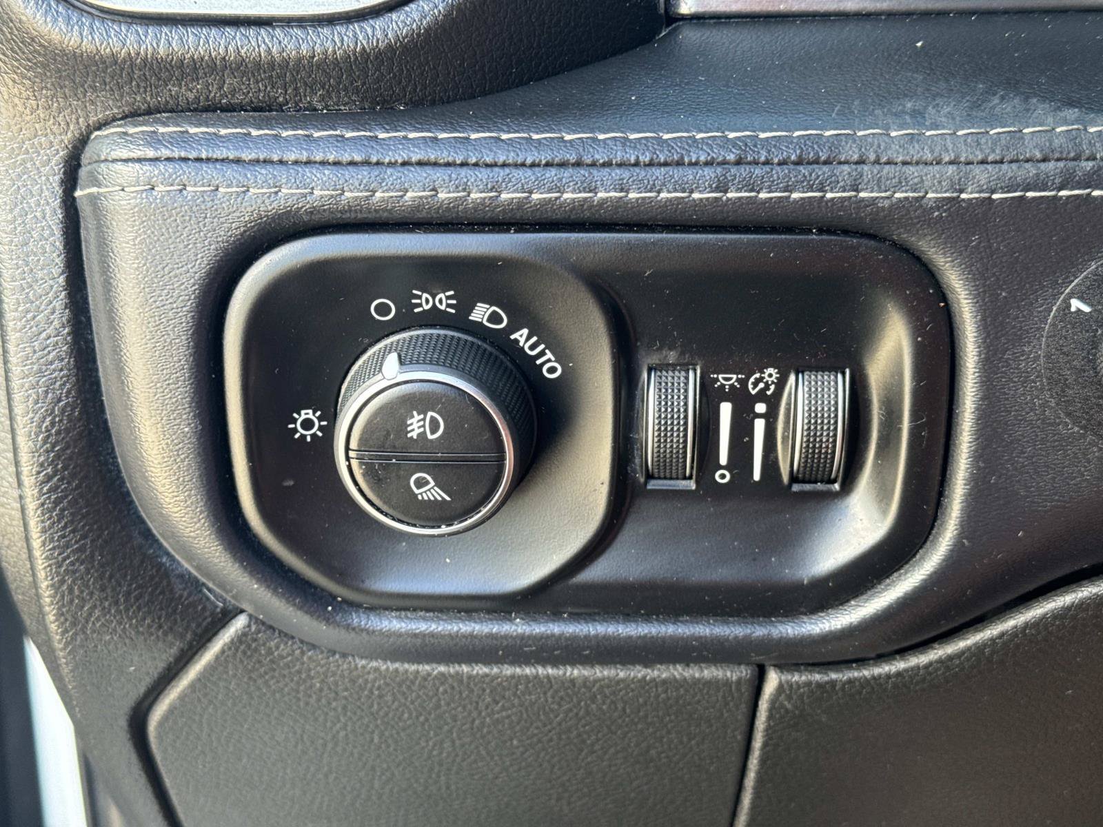 Used 2019 RAM 2500 Limited AWD/4WD image 20