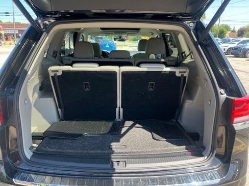 Used 2023 Volkswagen Atlas SE w/ Panoramic Sunroof Package AWD/4WD image 28