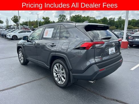 Used 2020 Toyota RAV4 XLE Premium AWD/4WD image 19