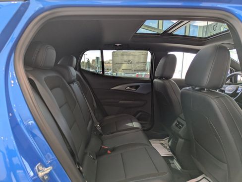 New 2026 Chevrolet Equinox EV LT w/ Convenience Package II image 30