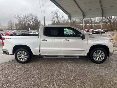 Used 2025 Chevrolet Silverado 1500 LTZ w/ LTZ Premium Package image 4