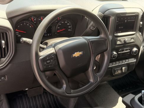 Used 2025 Chevrolet Silverado 1500 W/T RWD image 17