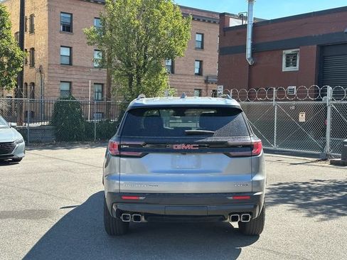 Used 2025 GMC Acadia AT4 AWD/4WD image 5
