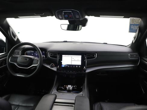 Used 2024 Jeep Wagoneer Series II image 14