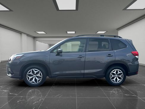 Certified 2024 Subaru Forester Premium AWD/4WD image 8