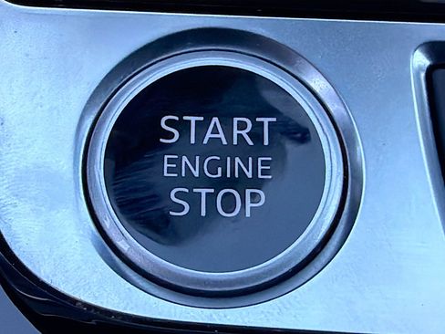 Certified 2025 Audi Q7 Premium Plus image 37