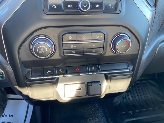 Used 2022 Chevrolet Silverado 1500 W/T w/ Trailering Package AWD/4WD image 18