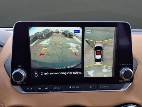 New 2025 Nissan Sentra SV w/ SV Premium Package image 35