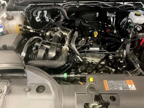 Used 2024 Ford Ranger XLT w/ Equipment Group 301A High AWD/4WD image 7