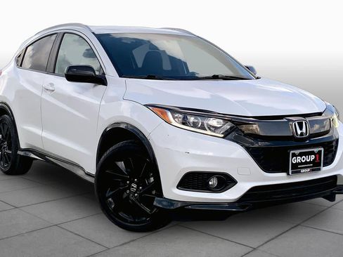 Used 2022 Honda HR-V Sport image 3