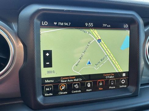 Used 2022 Jeep Wrangler Unlimited Sahara w/ Cold Weather Group AWD/4WD image 21