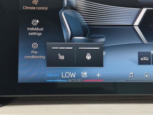 New 2026 BMW 330i Sedan w/ Premium Package RWD image 33