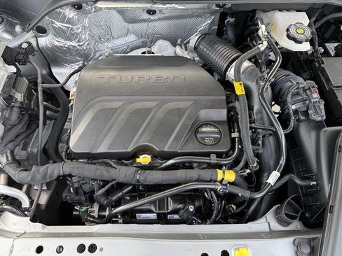 New 2026 Chevrolet Trax RS w/ Sunroof Package FWD image 21