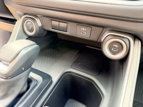 Used 2025 Toyota Grand Highlander AWD image 19