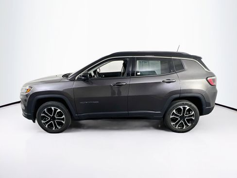 Used 2022 Jeep Compass Limited w/ Sun and Sound Group AWD/4WD image 8