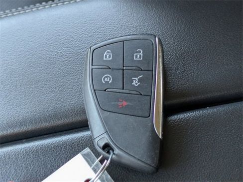 Used 2023 Buick Envision Essence w/ Sport Touring Package image 30