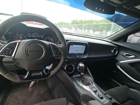 Used 2018 Chevrolet Camaro ZL1 RWD image 13