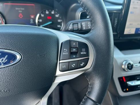 Used 2024 Ford Explorer XLT w/ Equipment Group 202A image 18