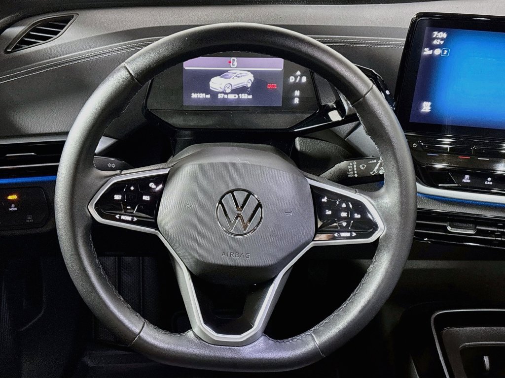 Used 2023 Volkswagen ID.4 Pro RWD image 14