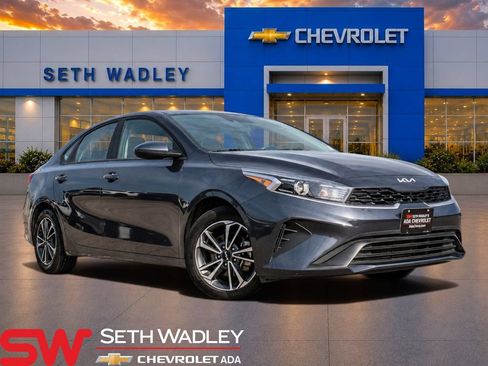 Used 2024 Kia Forte LXS FWD image 1