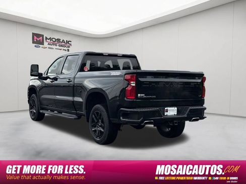 Used 2021 Chevrolet Silverado 1500 LT Trail Boss w/ Bed Protection Package AWD/4WD image 5