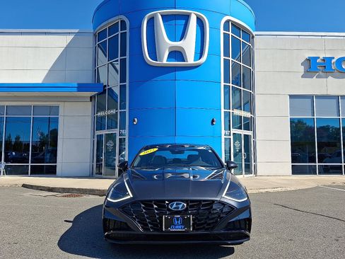 Used 2022 Hyundai Sonata SEL Plus image 2