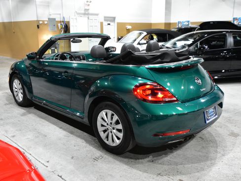 Used 2018 Volkswagen Beetle 2.0T image 17
